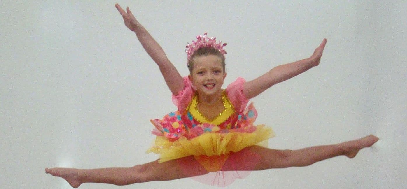 Southern Stars Calisthenics Logo on Kidsbook