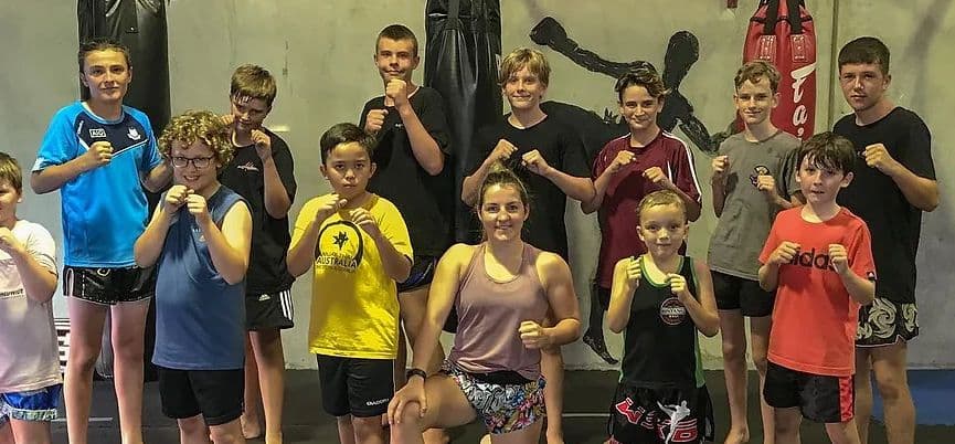 Three Lions Gym Logo on Kidsbook