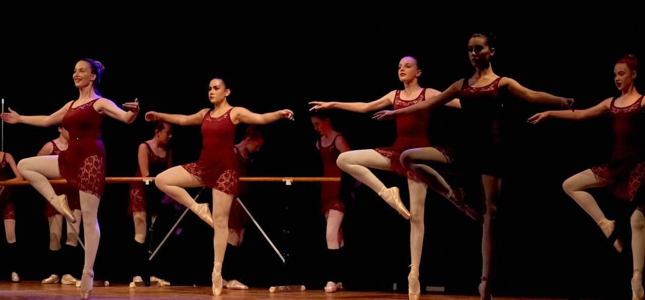 Ecarte Dance Academy Logo on Kidsbook