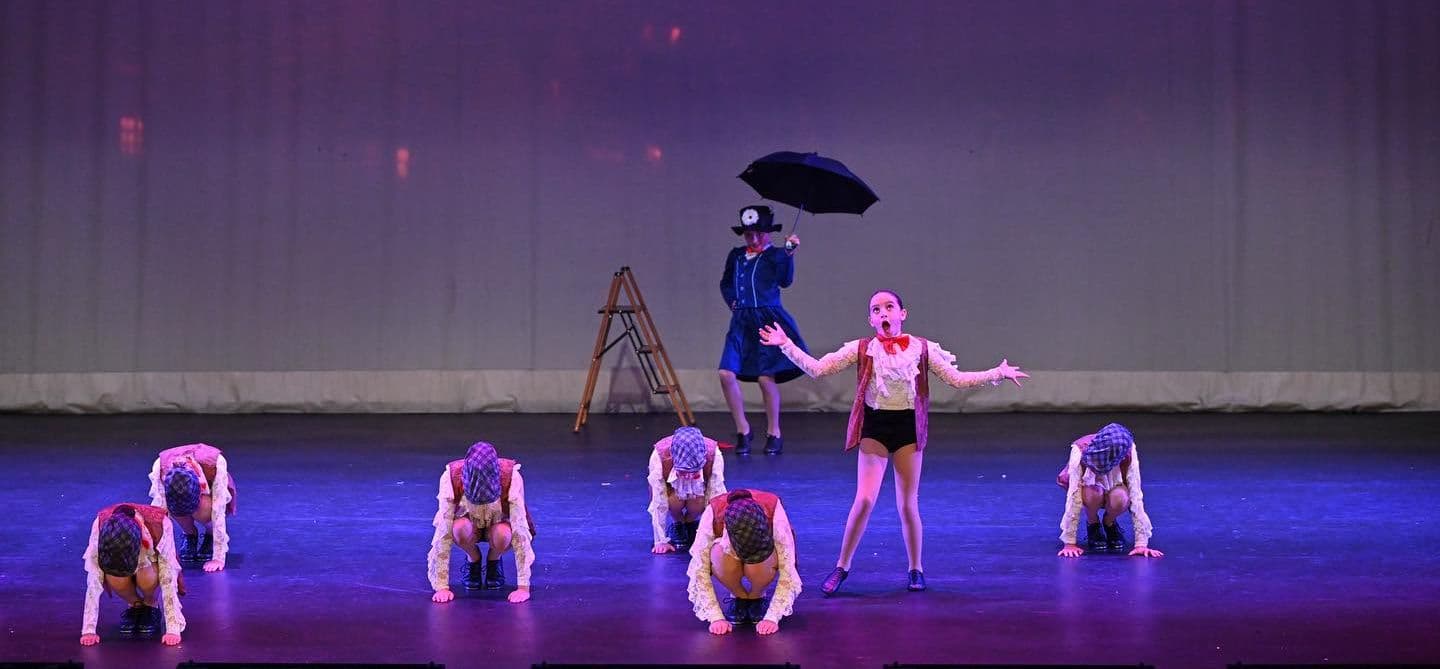 Dance Chora Logo on Kidsbook