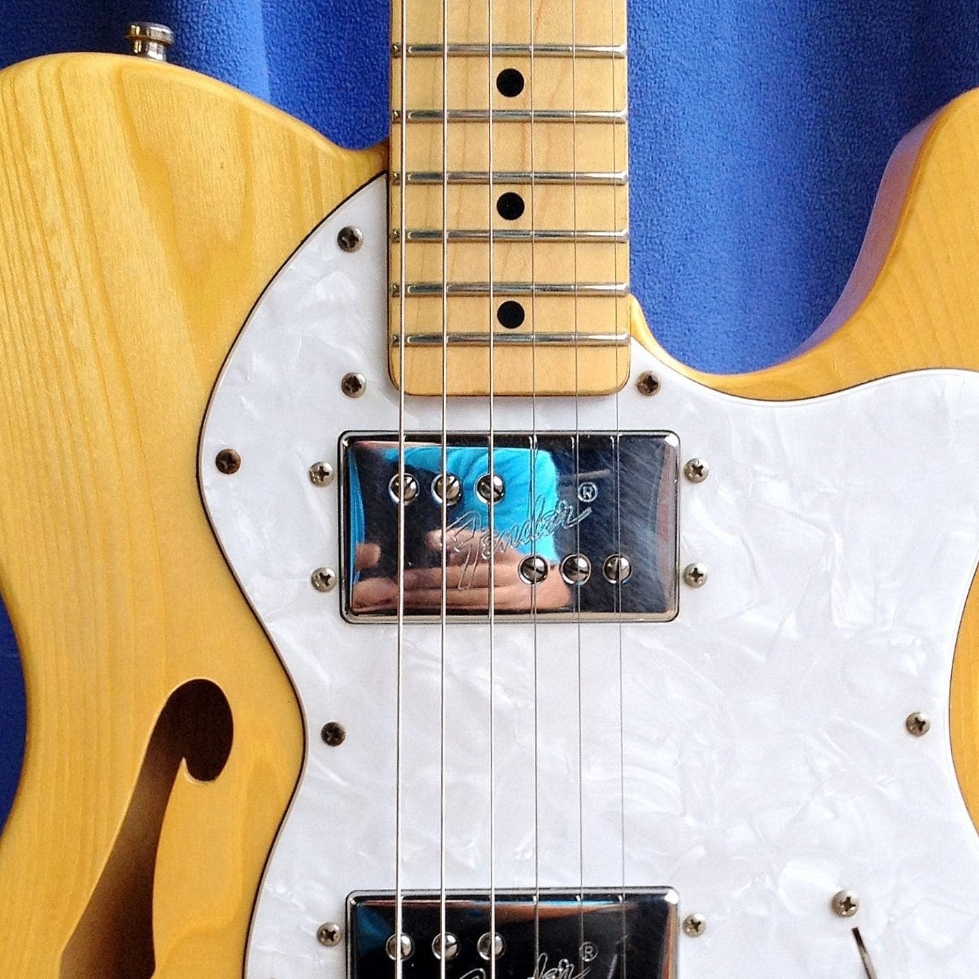 Guitarhive Logo on Kidsbook