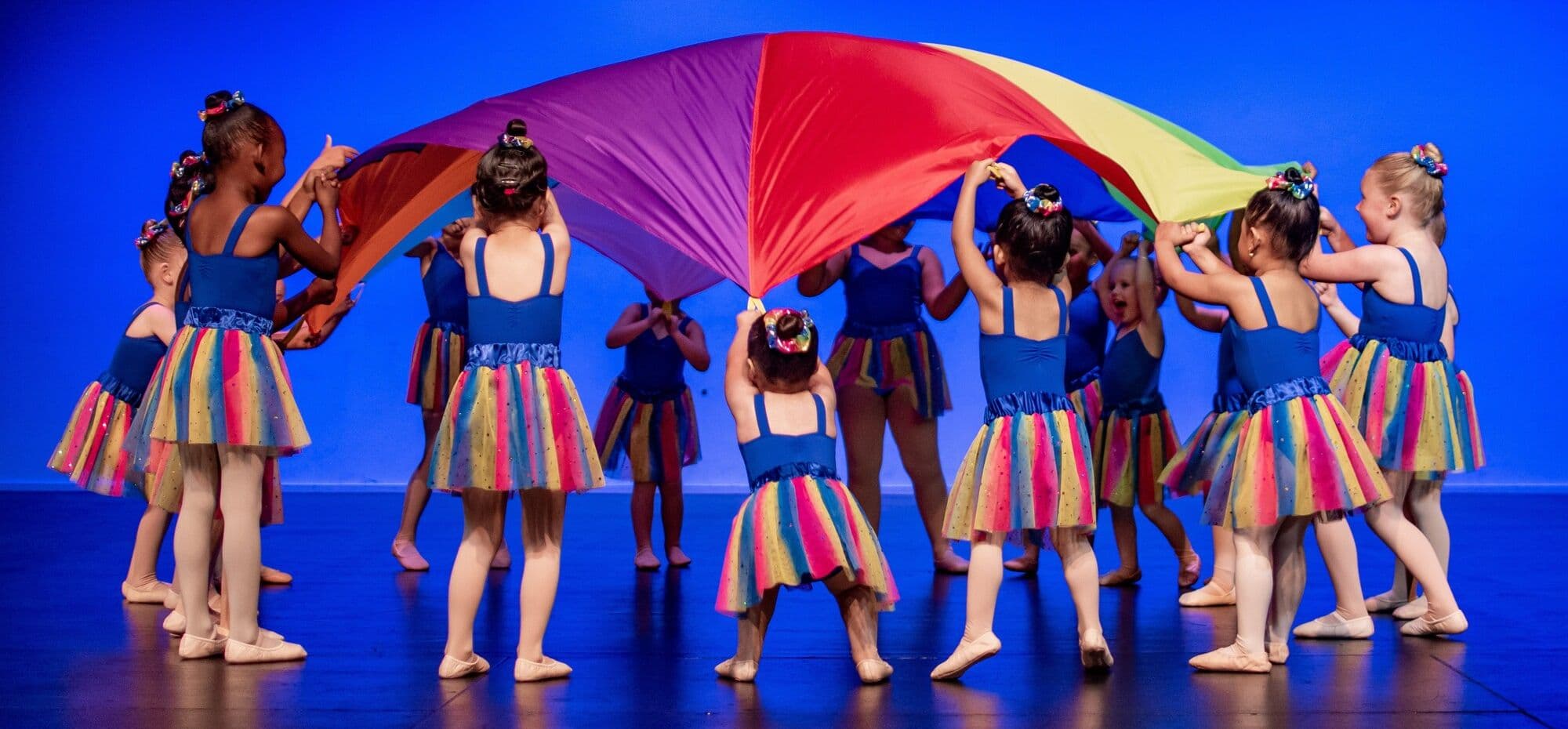 Illuminate Dance Studio Logo on Kidsbook