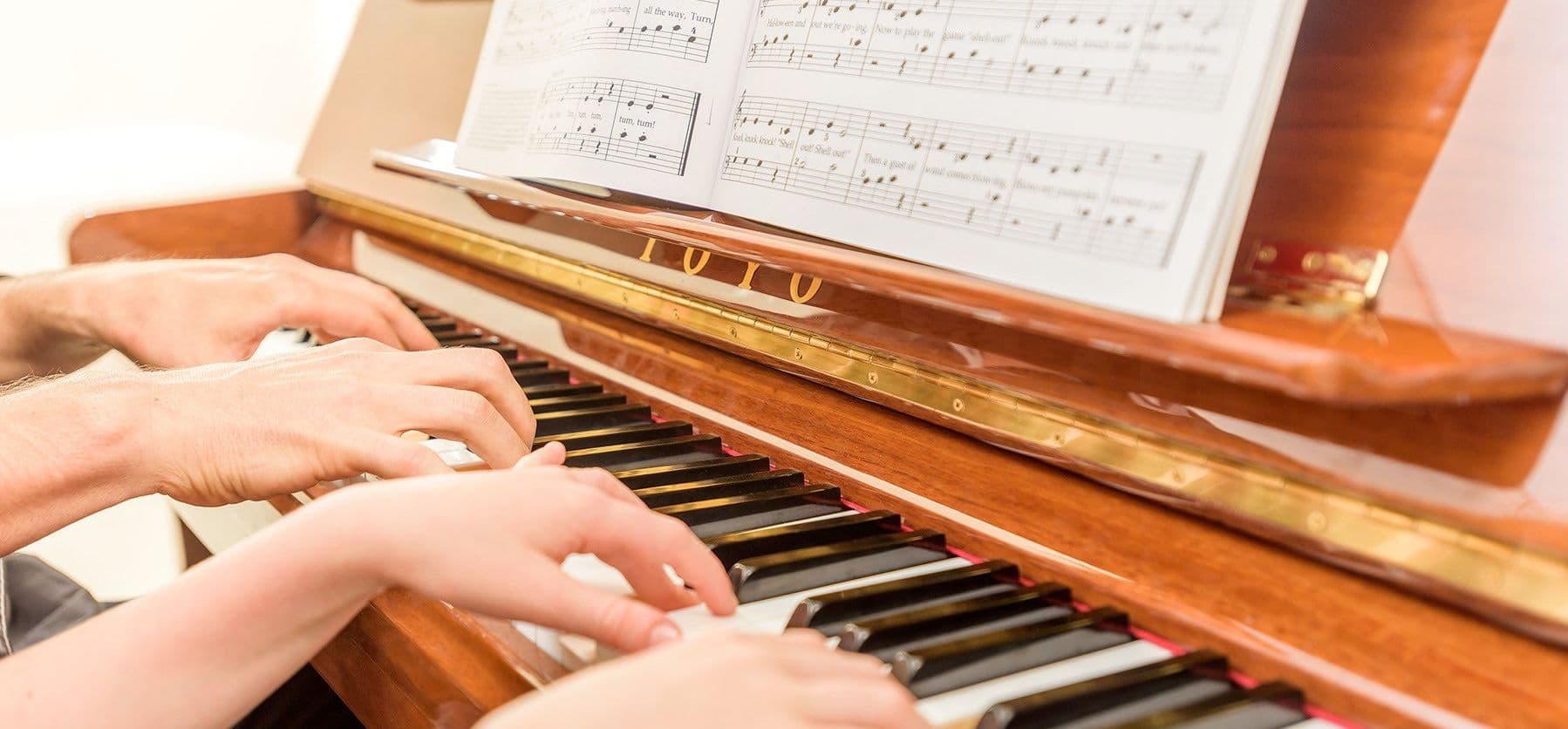 Tempo Allegro School of Music Logo on Kidsbook
