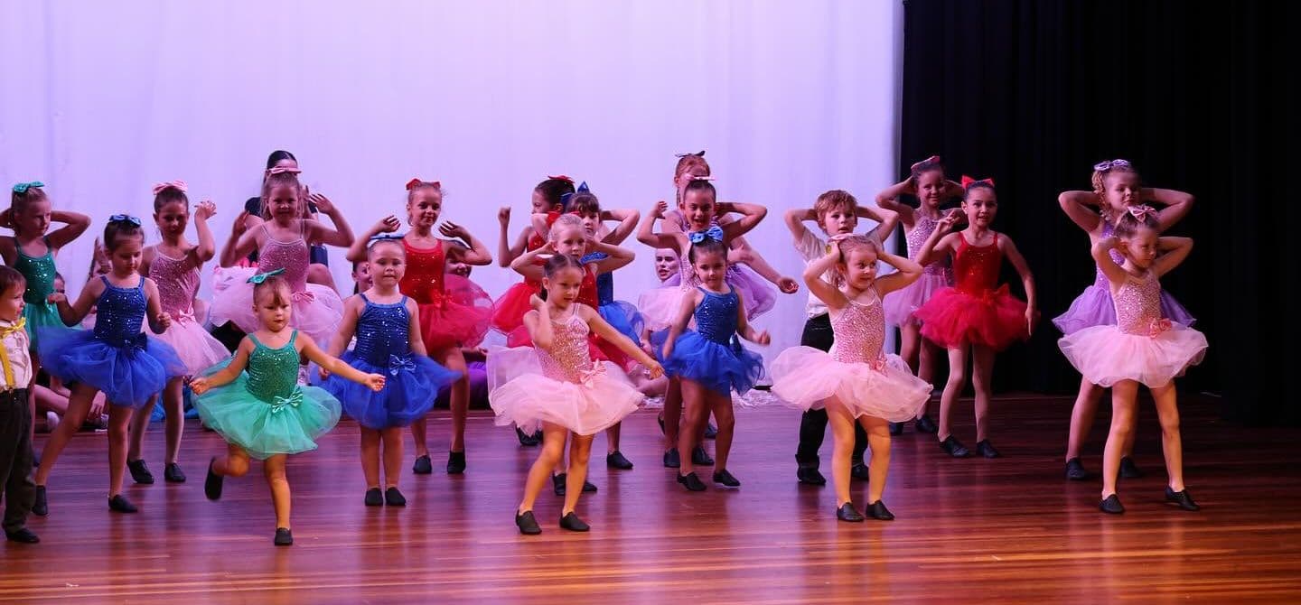 X-treme Dance and Cheer Logo on Kidsbook
