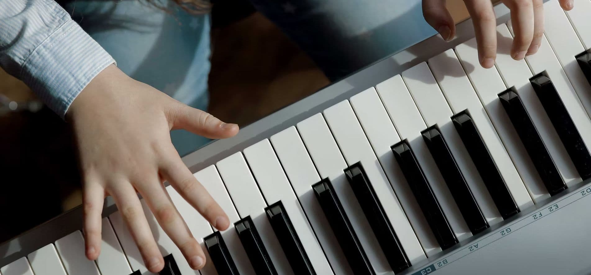 International School of Music Turramurra Logo on Kidsbook