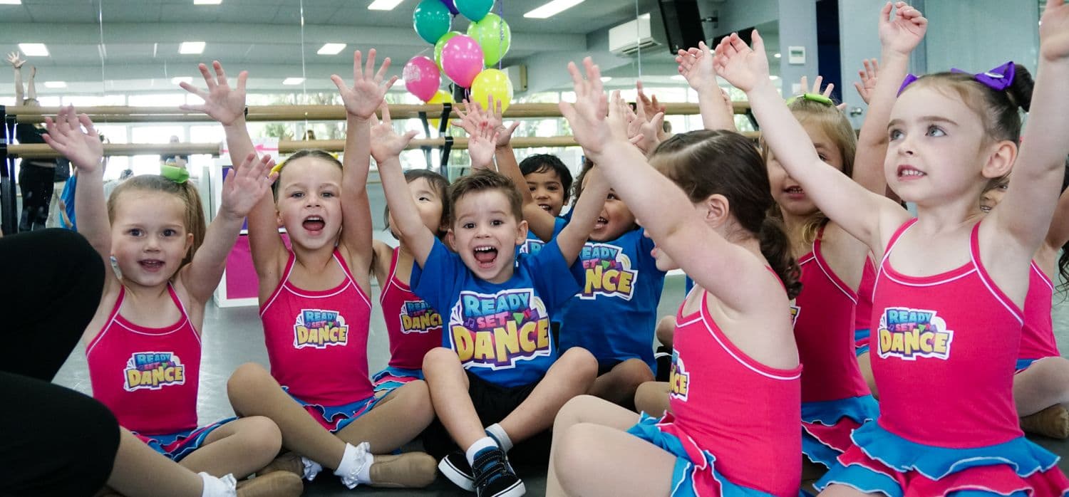 Confident Kids Performing Arts School Logo on Kidsbook