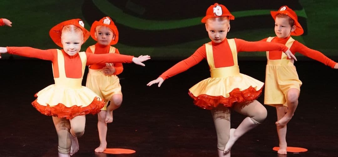 Bathurst Academy of Dance Logo on Kidsbook