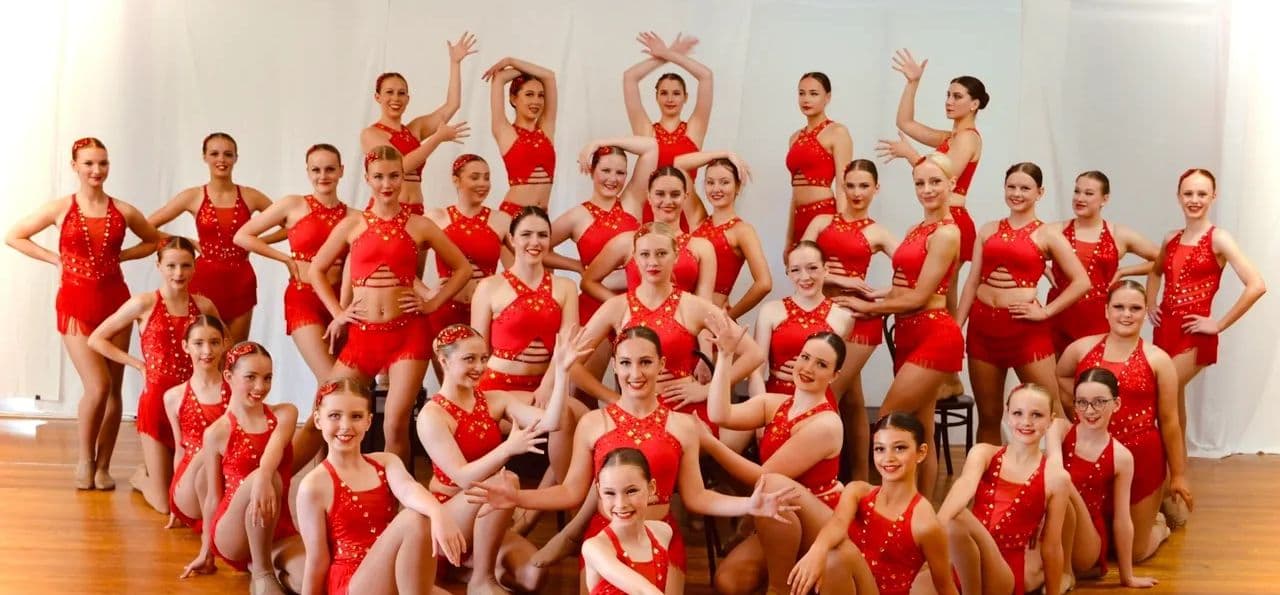 Ambitions Performance Dancers Logo on Kidsbook