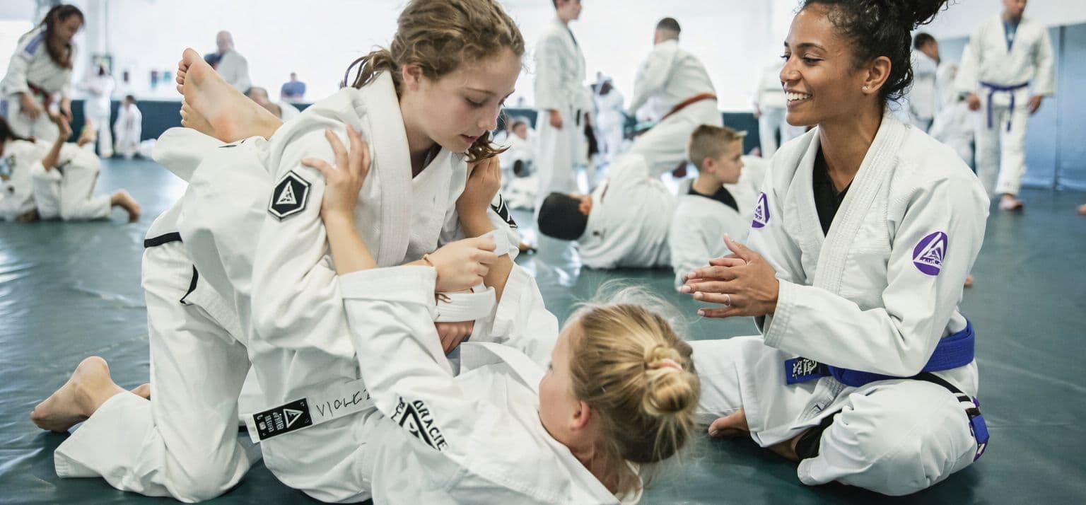Gracie Jiu Jitsu Burwood Logo on Kidsbook