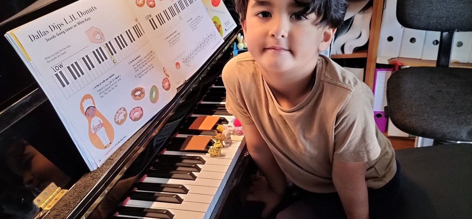 Keys to Piano Logo on Kidsbook