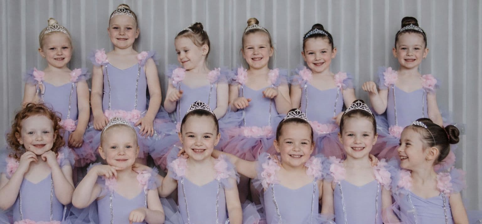 Lewis Buckingham Dancers Logo on Kidsbook