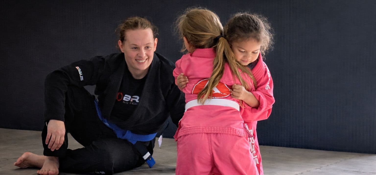 Roll up Jiu-jitsu Logo on Kidsbook