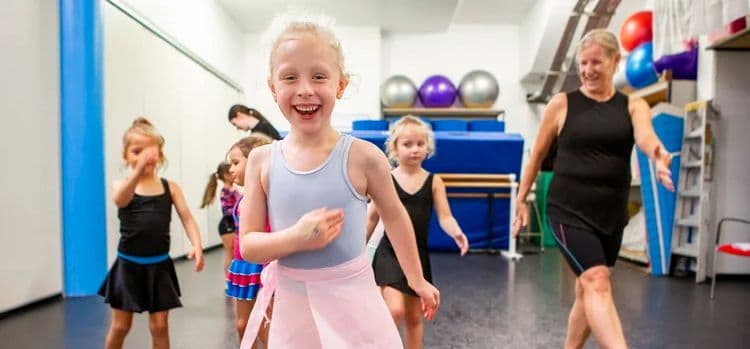 Sharon Alback Dance Centre Logo on Kidsbook