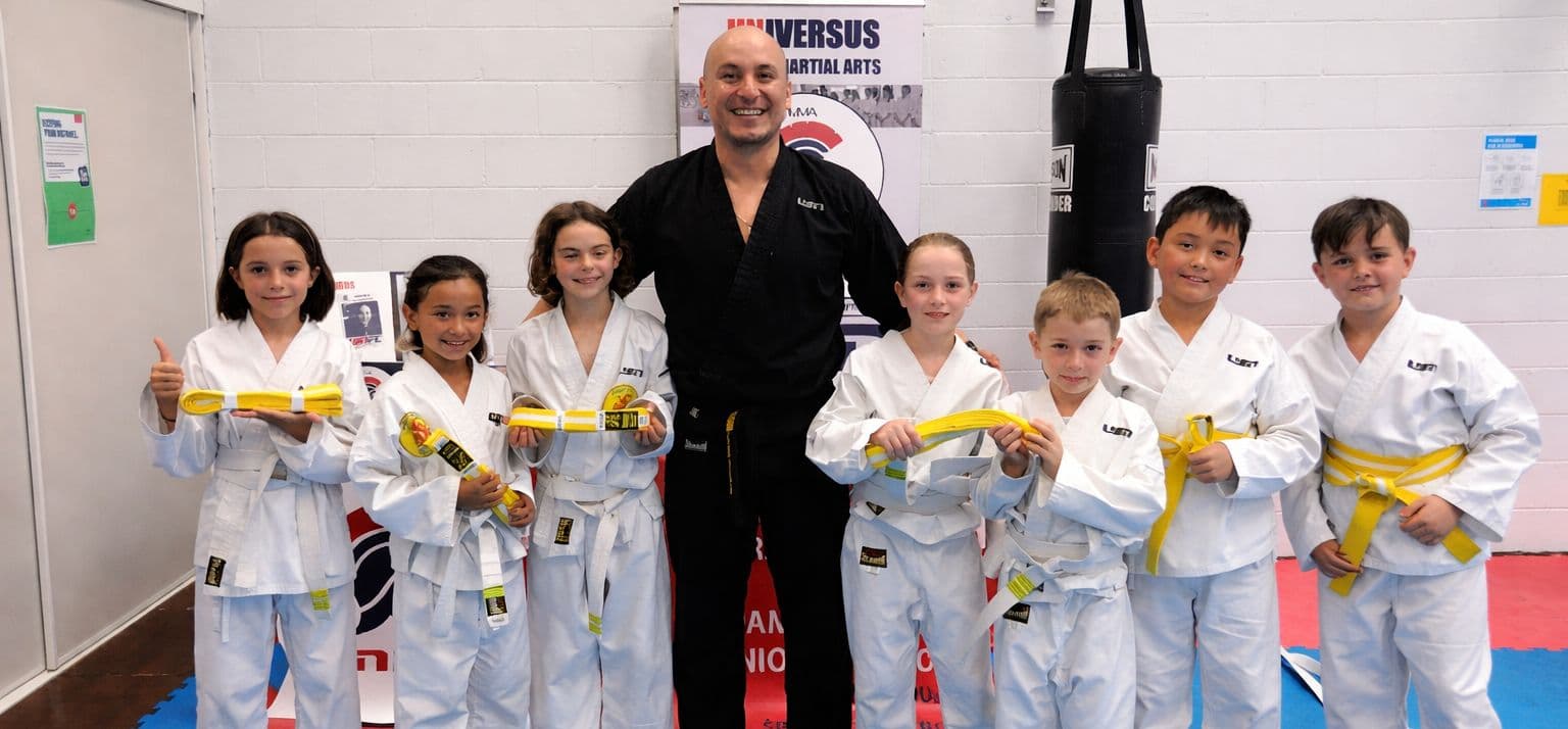 Universus MMA Logo on Kidsbook