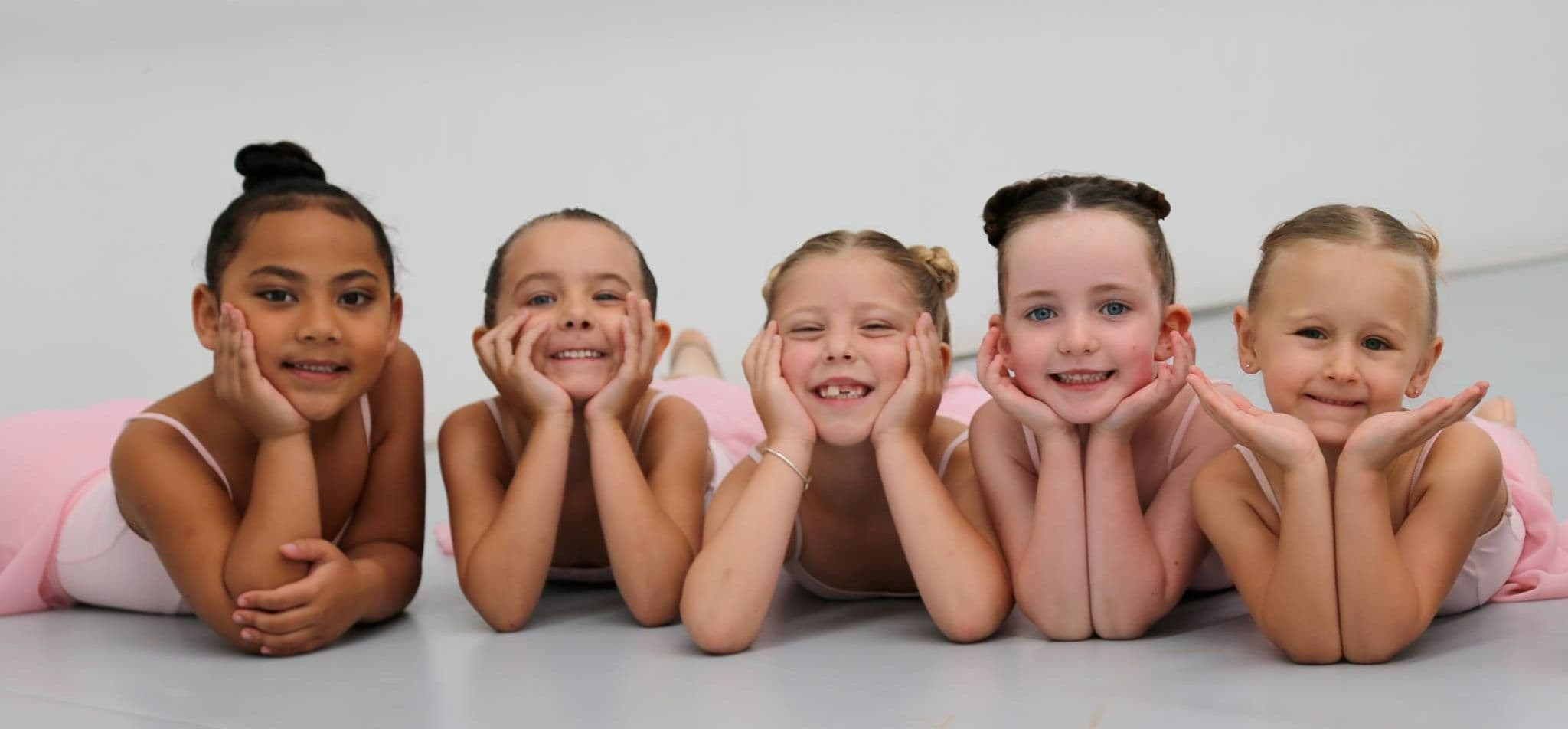 Institute of Dance Australia Logo on Kidsbook