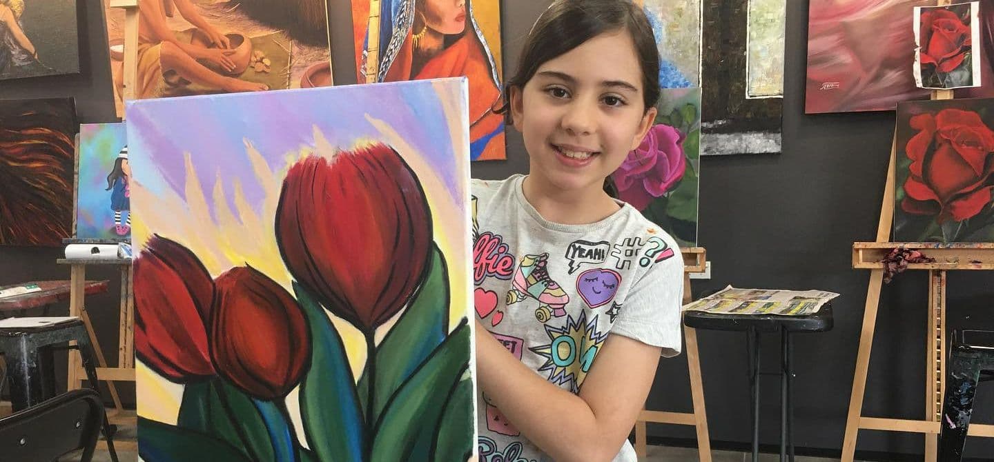 Ati art school Logo on Kidsbook