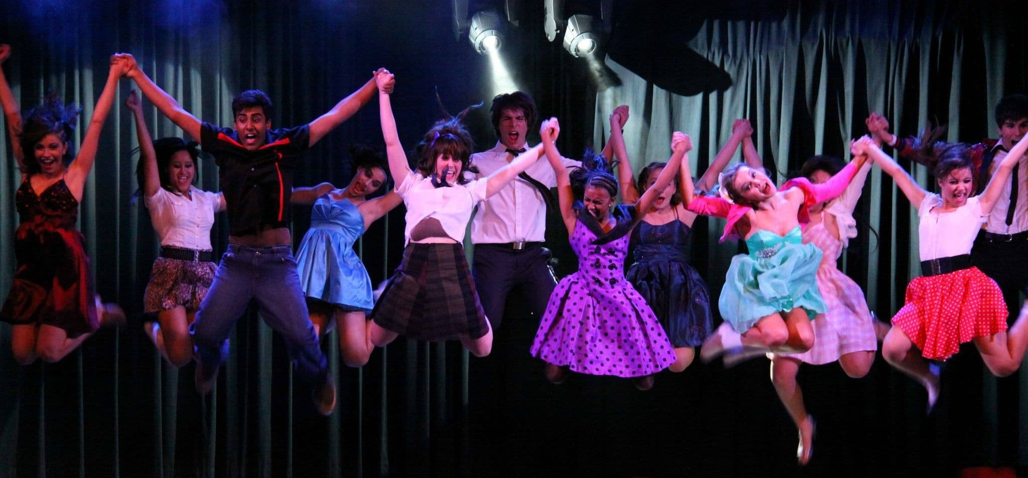GY Dance Logo on Kidsbook