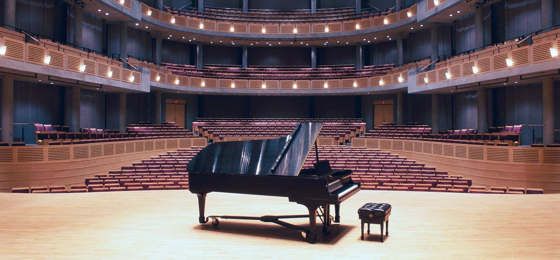 Avviare Music Academy Sydney Logo on Kidsbook